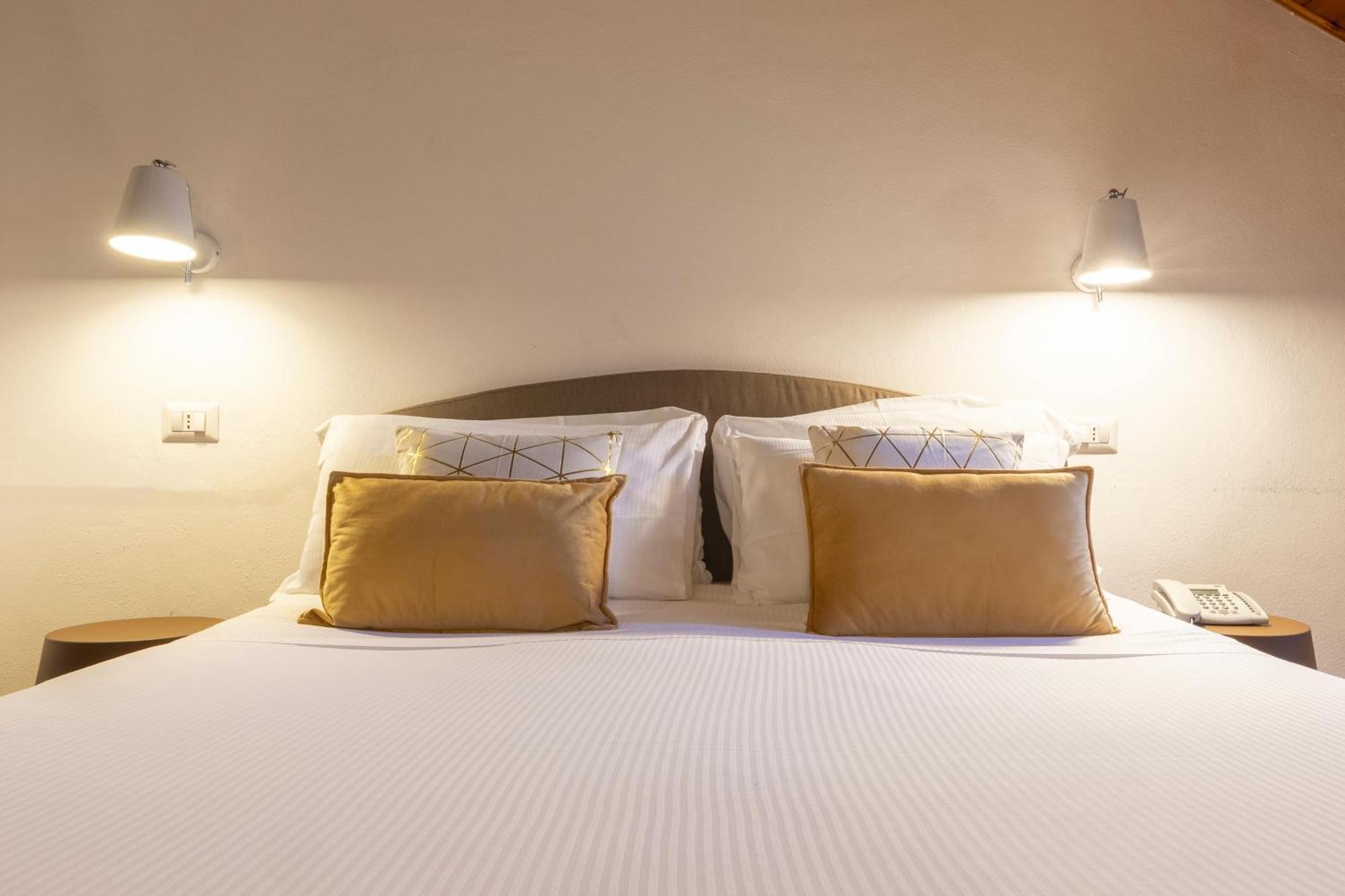 Hotel Bagliori Милано Екстериор снимка